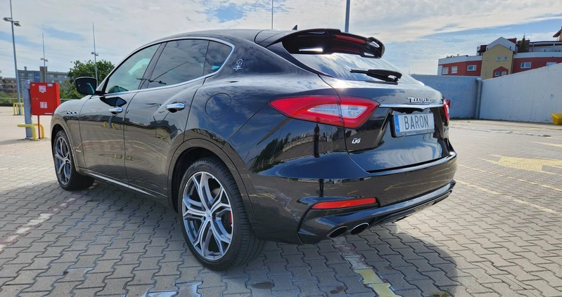 Maserati Levante cena 280000 przebieg: 52000, rok produkcji 2019 z Bychawa małe 667